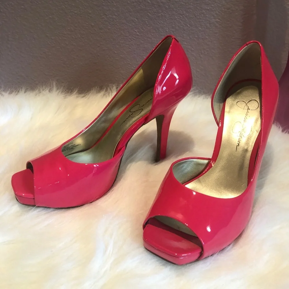Jessica Simpson Hot Fuchsia Josette patent pump heel. Barbie season! - Picture 4 of 4
